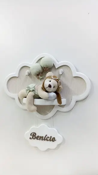 Enfeite de Porta Maternidade Urso Aviador na Nuvem com Leds