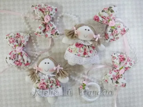 Par de Pingentes de Cortina com bonecas Floral