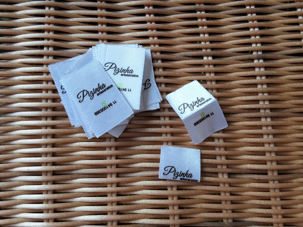 100 Etiquetas 2 cm x 2 cm / 2x4 cm