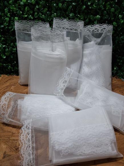 Saquinho 9x12 cm com Renda de Organza Tunil e Fita Solta