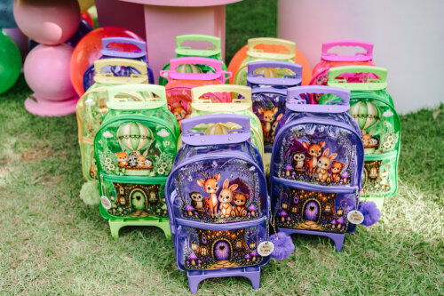 Mochila premium com Rodinhas - Lembrancinha de Luxo Infantil