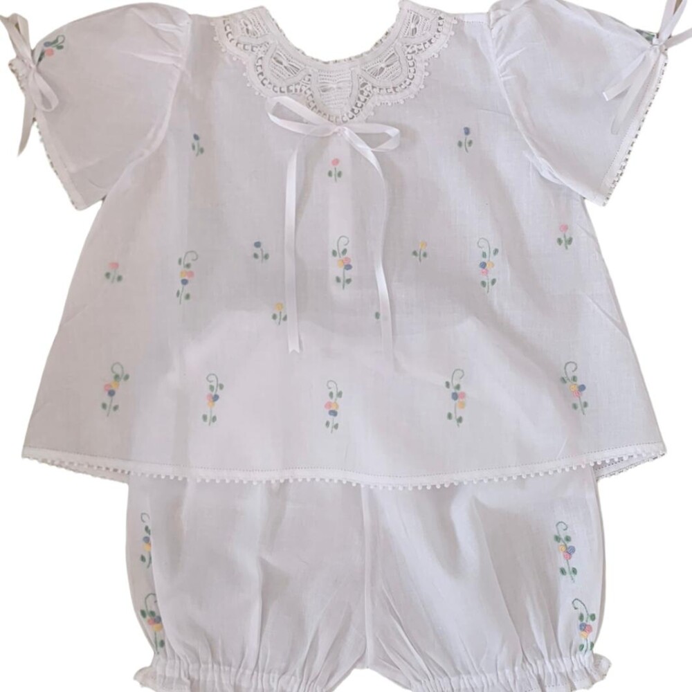 Conjunto Bata com Short Bordado à Mão