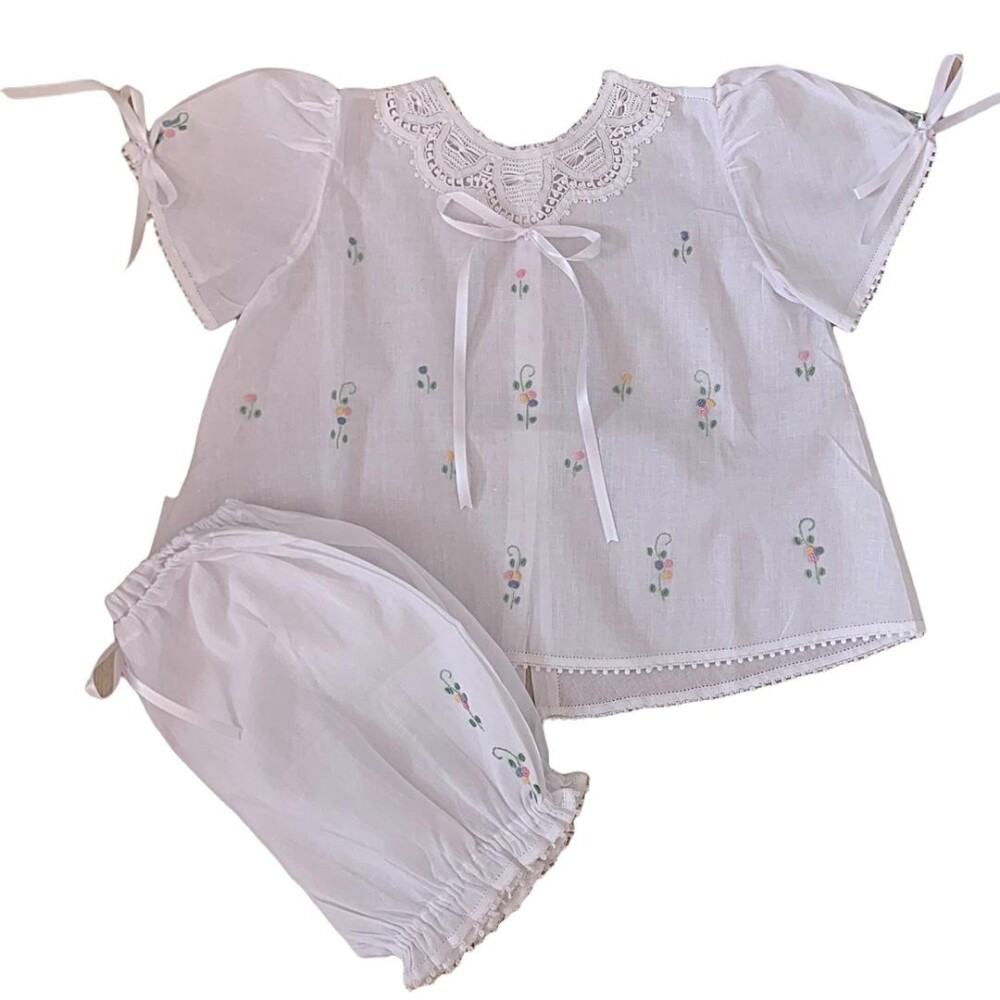 Conjunto Bata com Short Bordado à Mão
