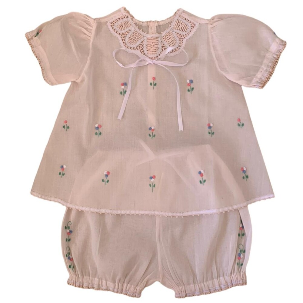 Conjunto Bata com Short Bordado à Mão Rosa