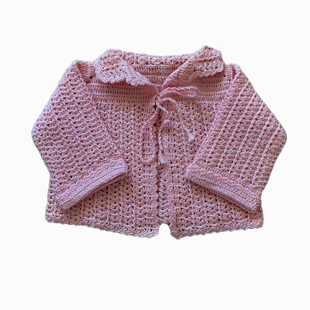 Casaquinho de Bebê em Crochê Rosa