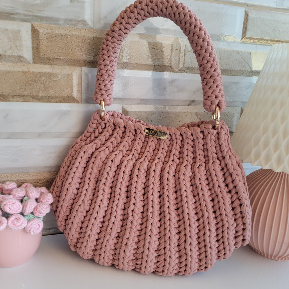 Bolsa fio de malha de croche
