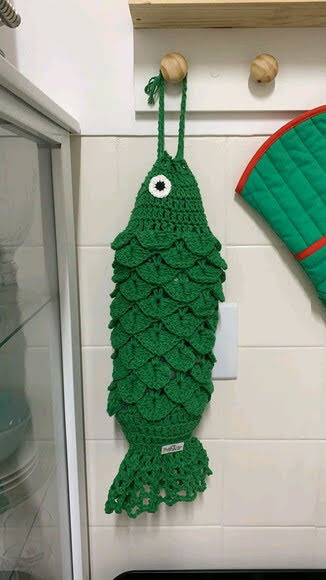 Puxa saco em croche peixe com escamas