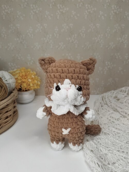 Gato de Pelúcia Gatinho de Crochê Amigurumi Gato Fofo