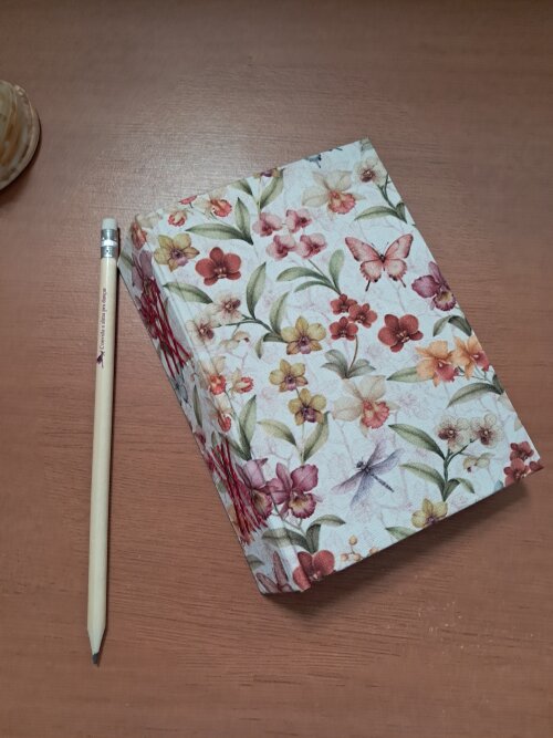 Caderno Artesanal Pétala de Mim (capa dura A6)