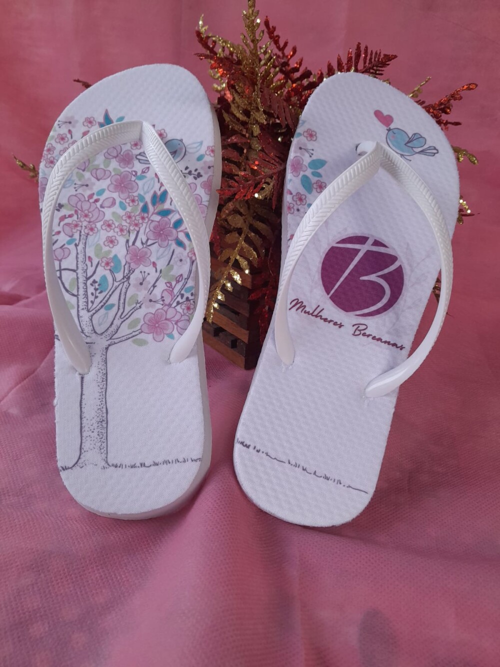 Chinelos personalizados para madrinhas