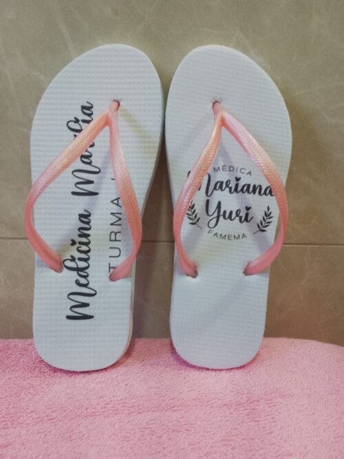 Chinelos personalizados