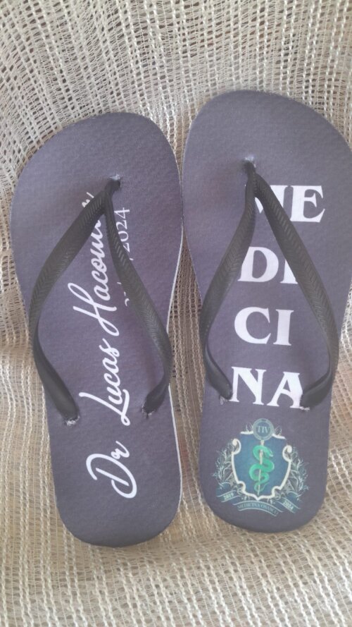 Chinelos personalizados para casamentos