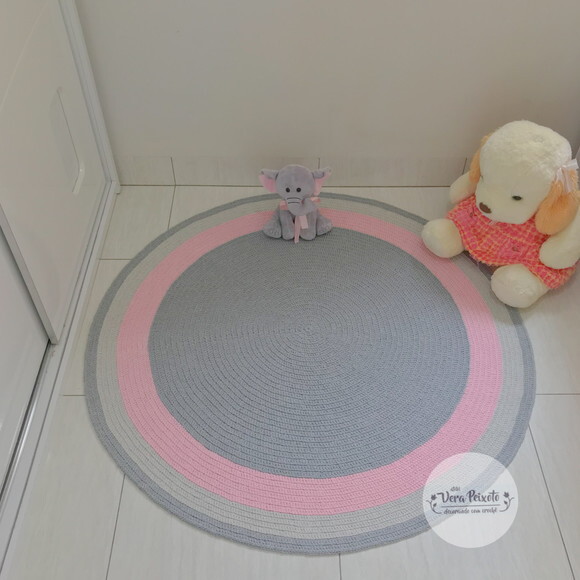 Decoração Quarto de Bebê Tapete Cinza e Rosa Bebê