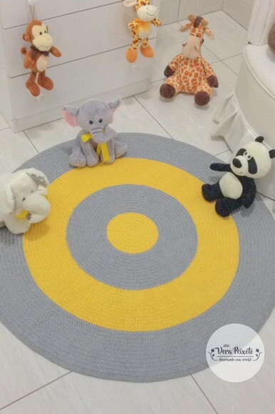 Tapete Amarelo E Cinza