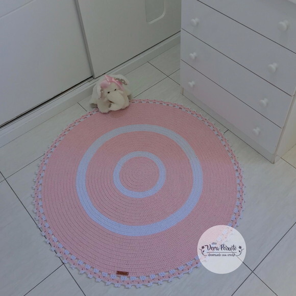 Tapete de Crochê Redondo Rosa e Branco Quarto de Bebê e Infa
