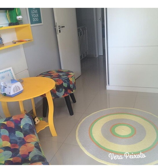 Tapete quarto de bebê e Infantil Amarelo E Cinza