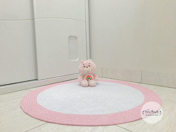 Tapete quarto de bebê e infantil menina branco  E Rosa Bebê red