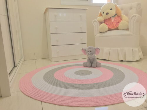 Tapete Quarto de Bebê Cinza e Rosa