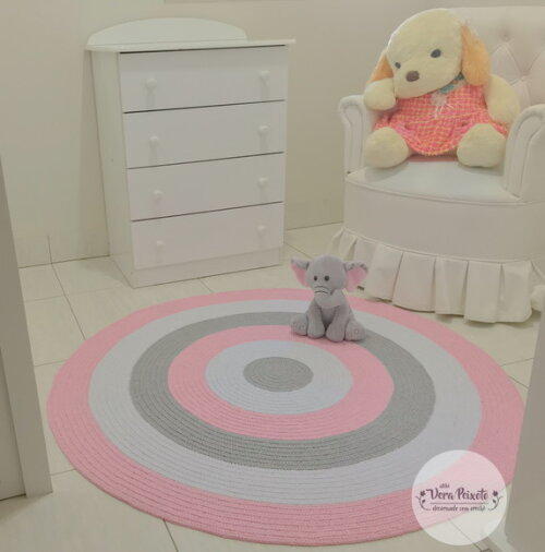 Tapete Quarto de Bebê Cinza e Rosa