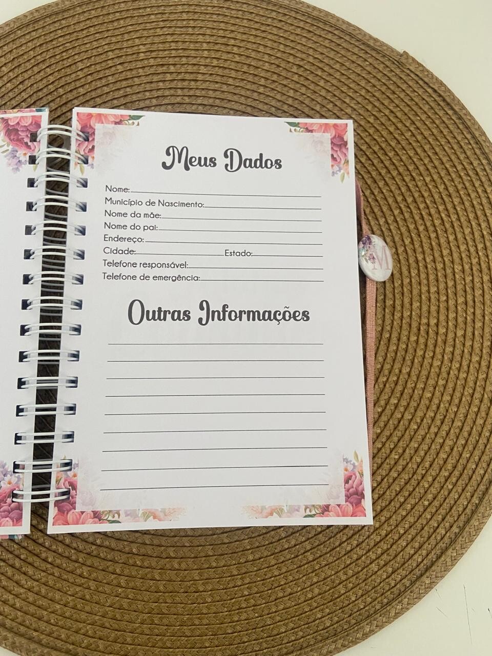 Caderneta de Vacina Personalizada | Capa Dura |Floral com Inicial