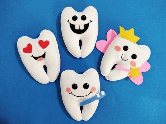 Kit 4 Dentinhos em Feltro - Enfeite de Mesa Lembrancinha