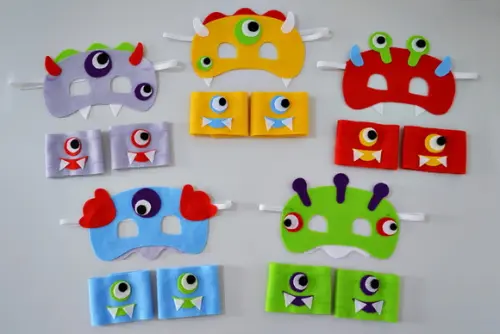 Kit Fantasia Máscara e Bracelete Monstrinhos Divertidos
