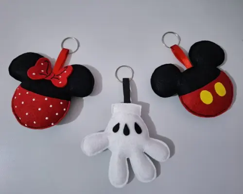 Chaveiro Mickey e Minnie em Feltro Lembrancinha