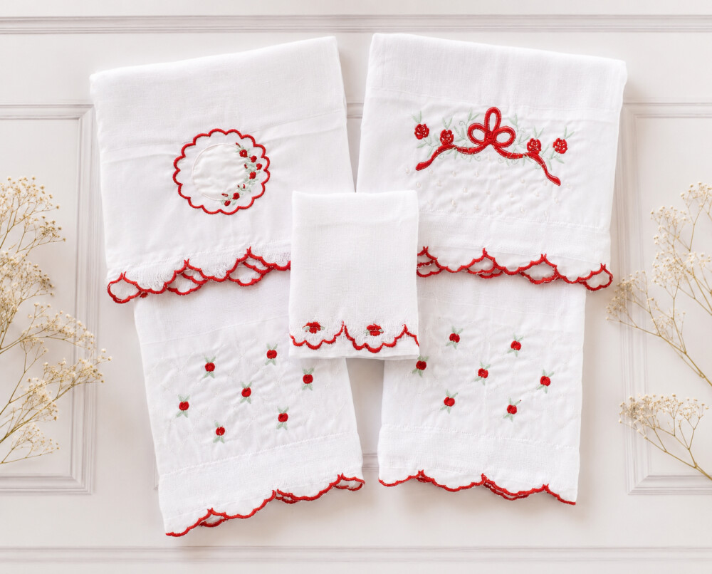 Fraldas bordadas kit floral