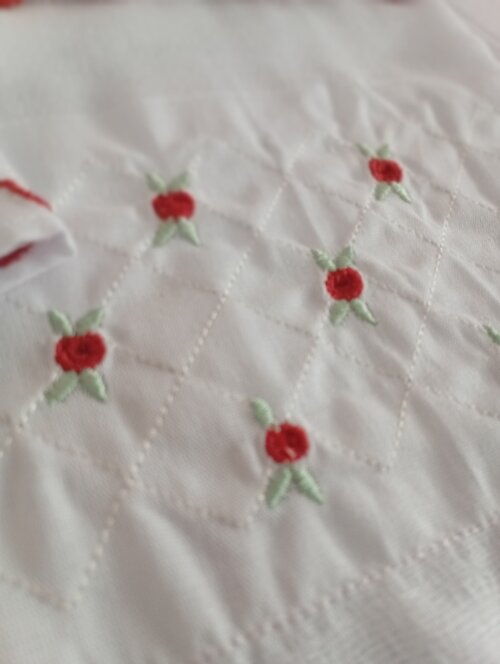 Fraldas bordadas kit floral