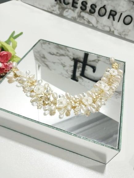 Arranjo Cabelo Noiva Floral Perola Dourado