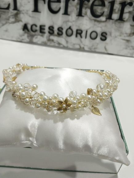 Arranjo Cabelo Noiva Perolas Dourado