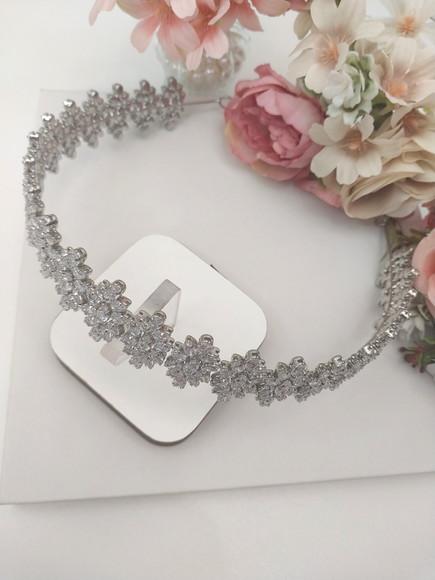 Tiara ou Porta Coque para Noivas Feita em Zirconias