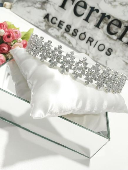 Tiara ou Porta Coque para Noivas Feita em Zirconias