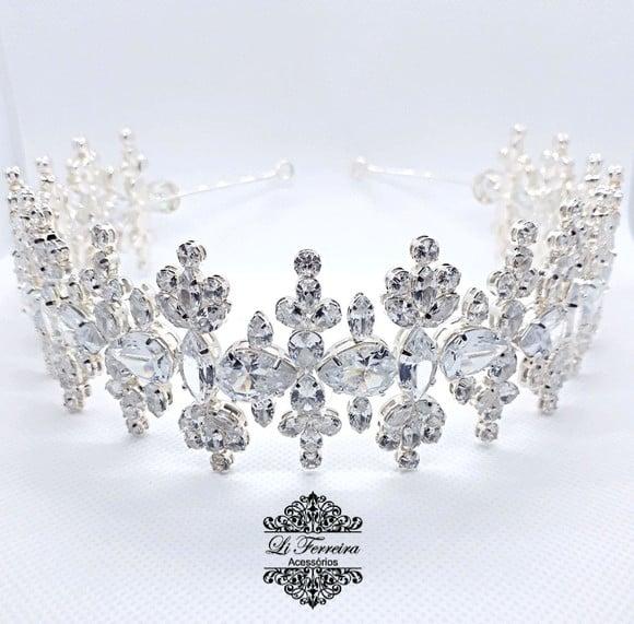 Tiara ou Porta Coque para Noivas Feita em Zirconias