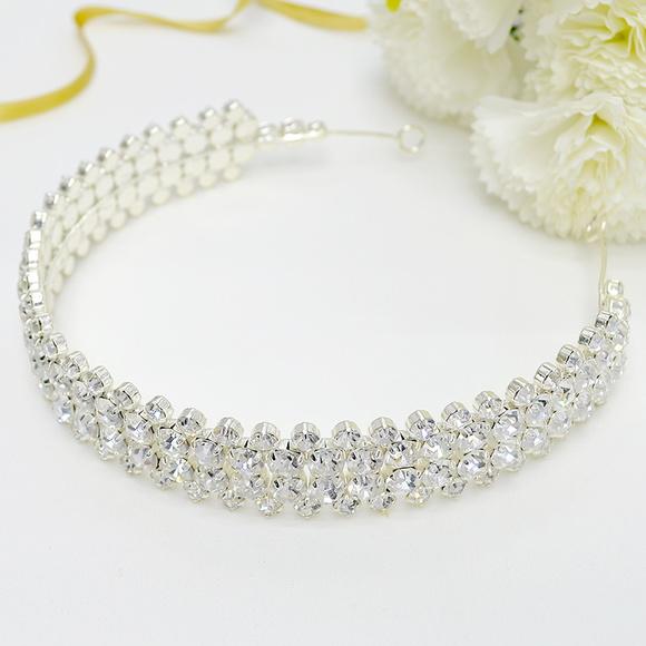 Tiara ou Porta Coque para Noivas Feita em Zirconias