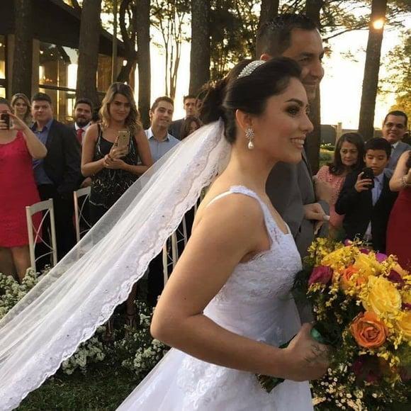 Tiara ou Porta Coque para Noivas Feita em Zirconias