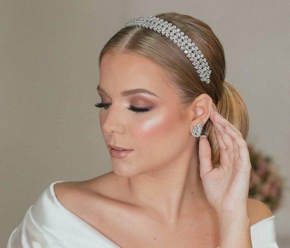 Tiara ou Porta Coque para Noivas Feita em Zirconias