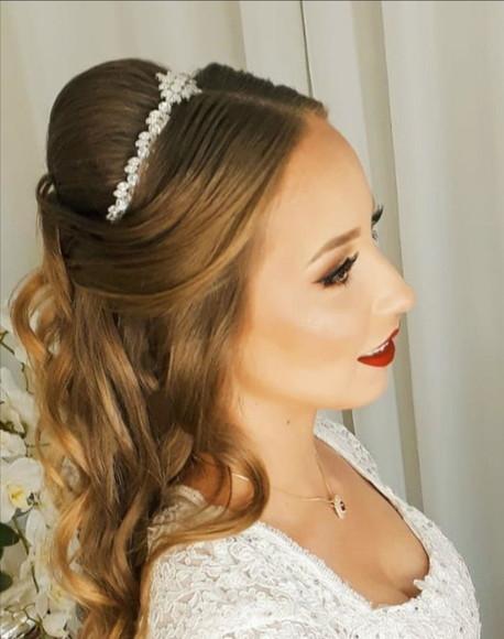 Tiara ou Porta Coque para Noivas Feita em Zirconias