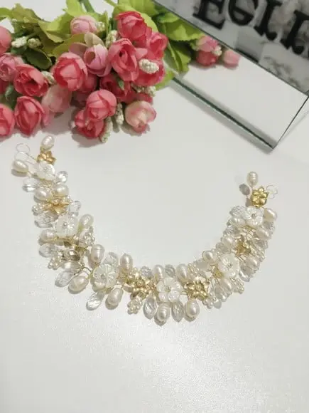 Arranjo Cabelo Noiva Floral Perola Dourado
