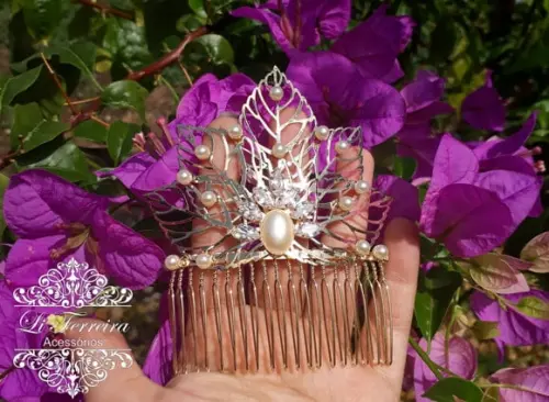 Arranjo de Cabelo Noiva Pente Perolas Dourado
