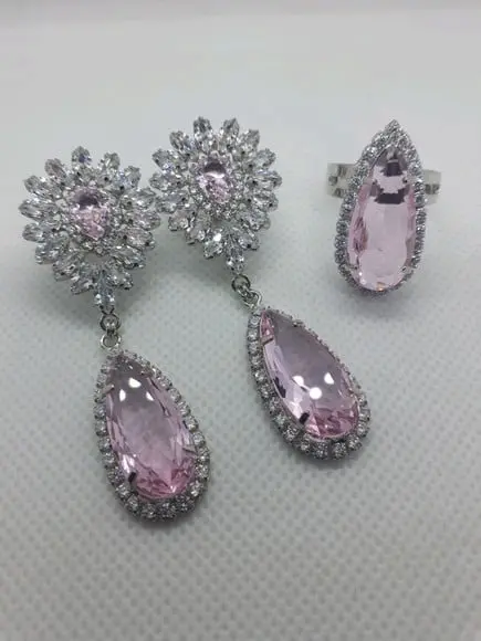Conjunto Brinco e Anel