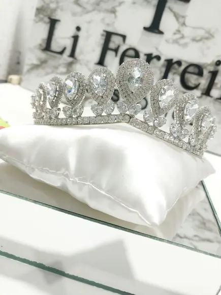 Coroa para Noivas Acessorio de Zirconia