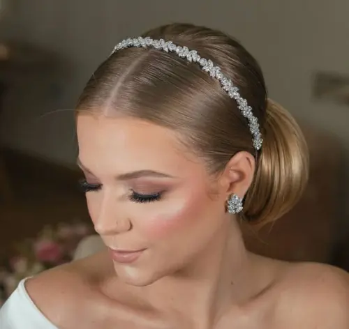 Tiara ou Porta Coque para Noivas Feita em Zirconias