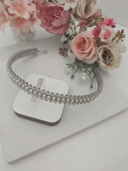 Tiara ou Porta Coque para Noivas Feita em Zirconias