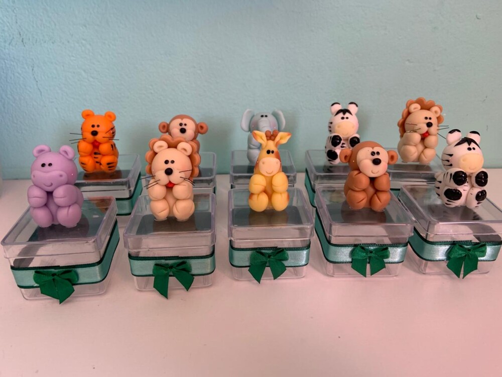 Kit 10 caixinhas bichinhos safari lembrancinha maternidade biscui