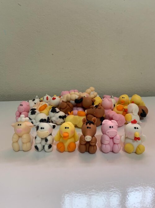 Kit 10 bichinhos Fazendinha biscuit lembrancinha aplique festa