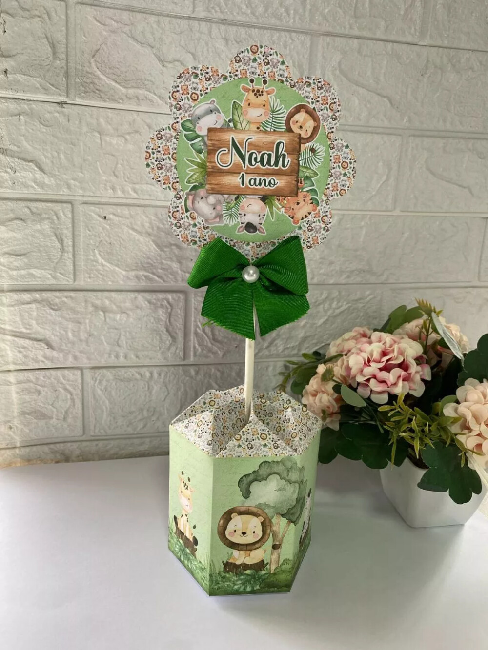 Centro de Mesa SEXTAVADO Personalizado Para Festa Lembrancinha (T