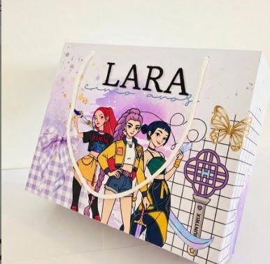 Sacolinha Personalizada Guerreiras do kpop nome idade