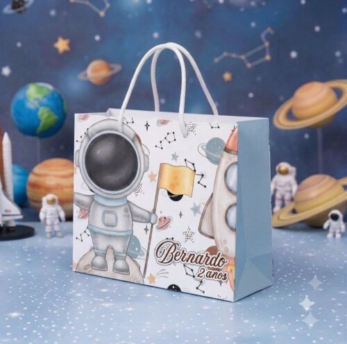 Sacolinha Personalizada - Lembrancinha Infantil - 18x14x6cm - Astronauta - PEGUE E MONTE