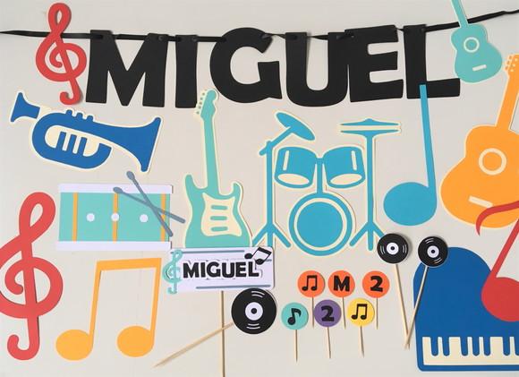 Decoração de Parede e Mesa - Festa Tema Musical